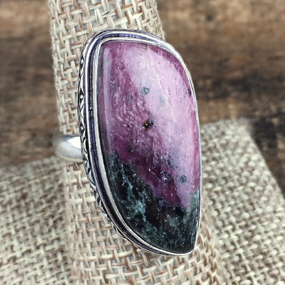 Ruby in Zoisite Stone Ring Size 8.5 - 8.75 - Picture 8 of 13